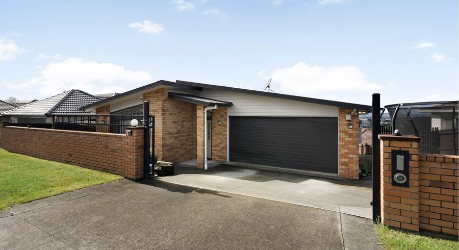  at 12 Cityview Place, Massey, Auckland