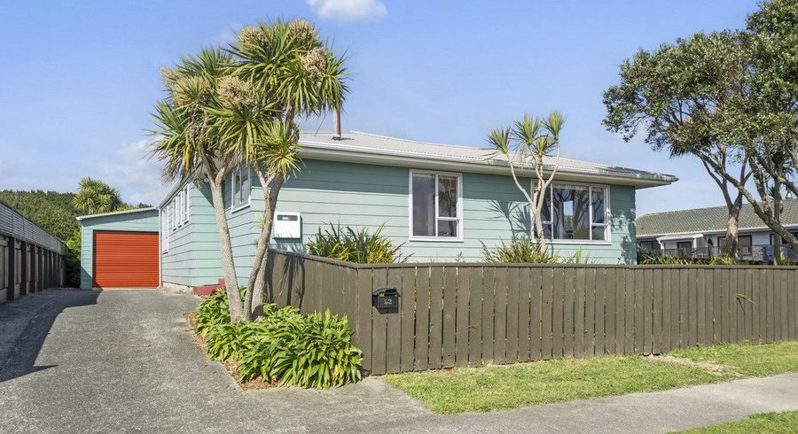  at 93 Pikarere Street, Titahi Bay, Porirua
