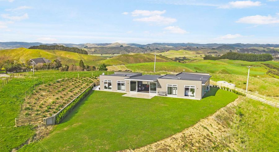 at 613 Ridge Road North, Mangamutu, Pahiatua