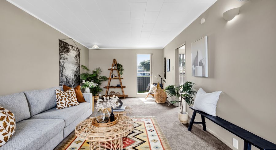  at 5B Riversdale Drive, Merrilands, New Plymouth