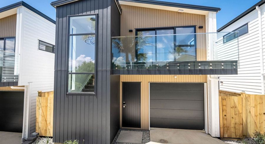  at Lot 3/16 Madison Place, Forrest Hill, North Shore City, Auckland