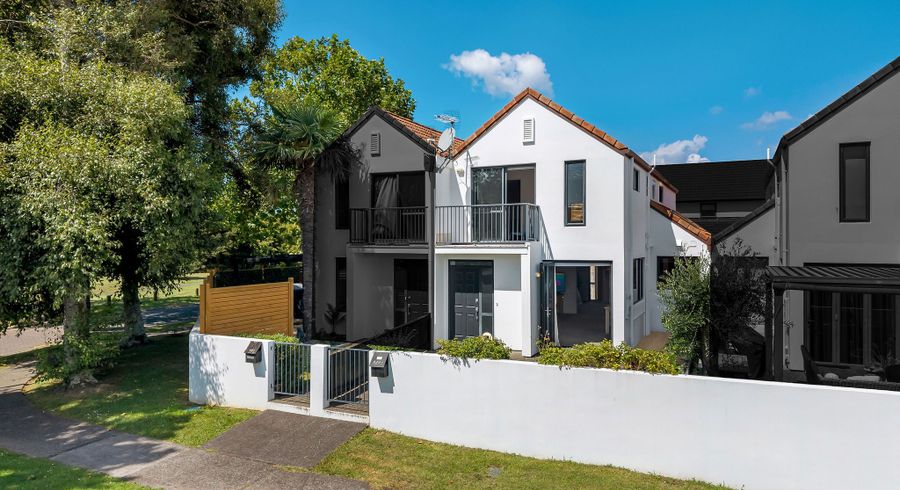  at 2/27 Kellaway Drive, East Tamaki, Manukau City, Auckland