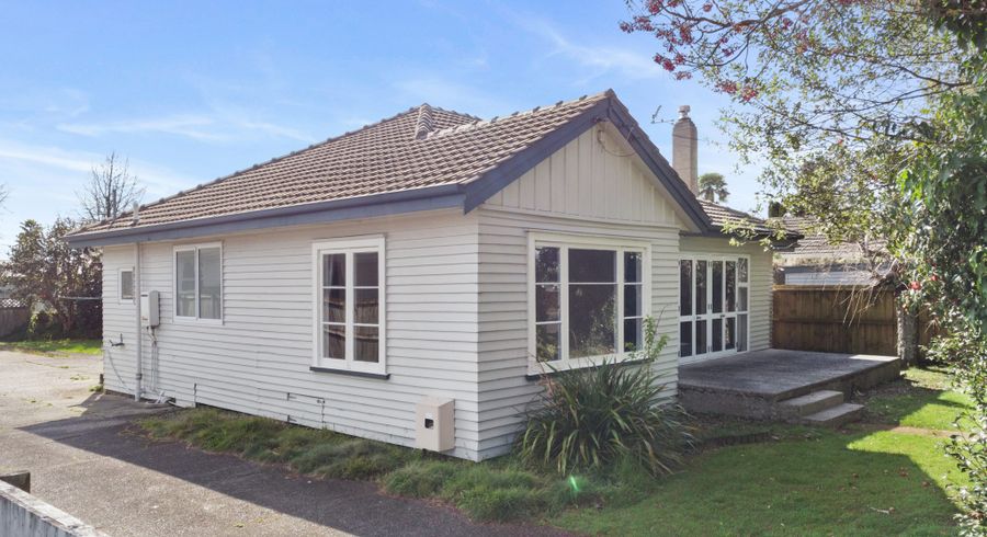  at 17 Brown Street, Hamilton East, Hamilton, Waikato