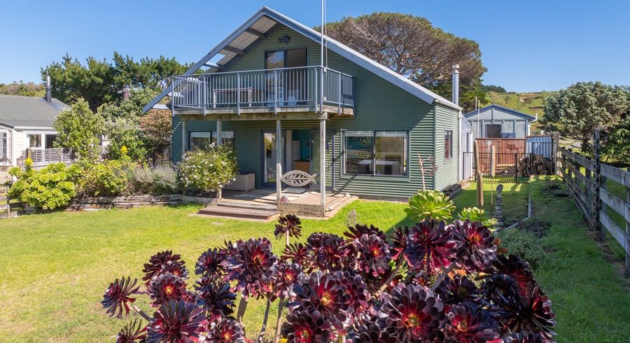  at 22 Pinedale Crescent, Riversdale Beach