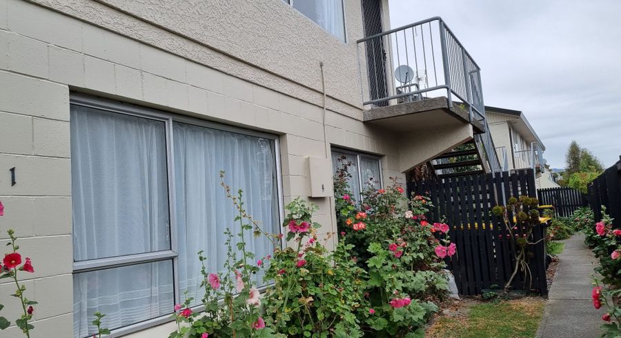  at 4/72 Fairfield Avenue, Addington, Christchurch City, Canterbury