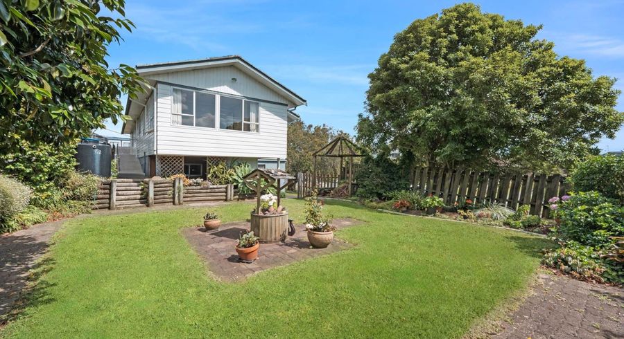  at 21  Kurnell Drive, Botany Downs, Manukau City, Auckland