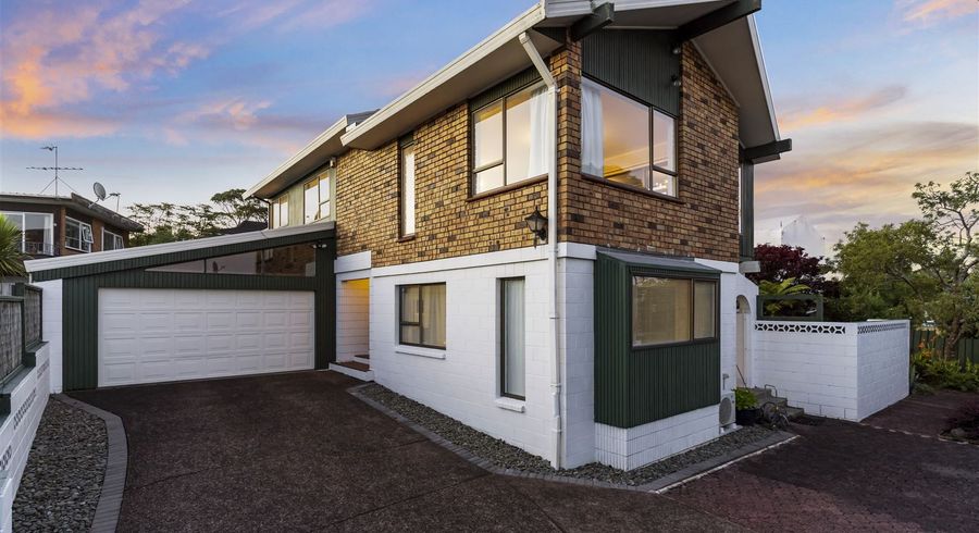  at 2/26 Tui Glen Road, Birkenhead, Auckland