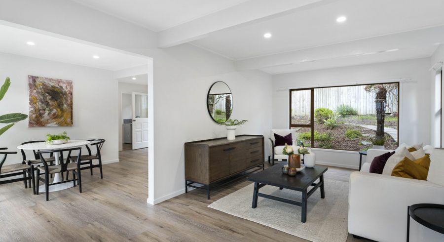  at 2/867 Beach Road, Torbay, North Shore City, Auckland