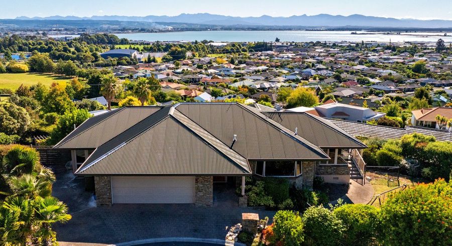  at 18 Clairmont Heights, Stoke, Nelson, Nelson / Tasman