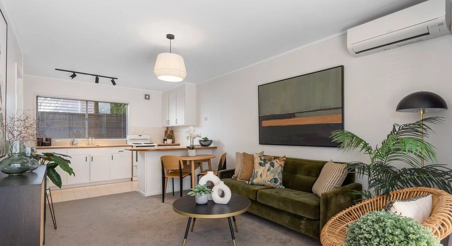  at 2/12 New street , Saint Marys Bay, Auckland City, Auckland