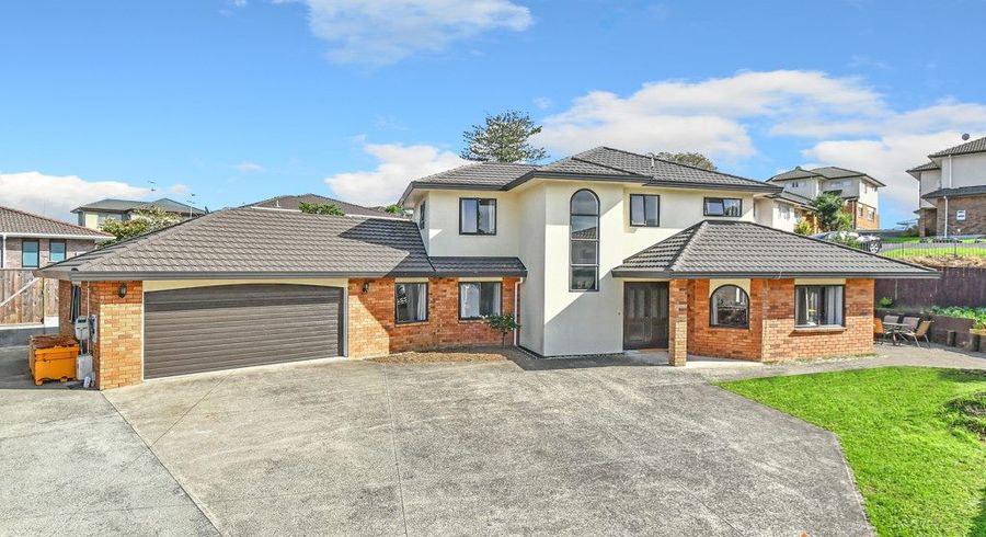  at 36 Piper Place, Goodwood Heights, Auckland