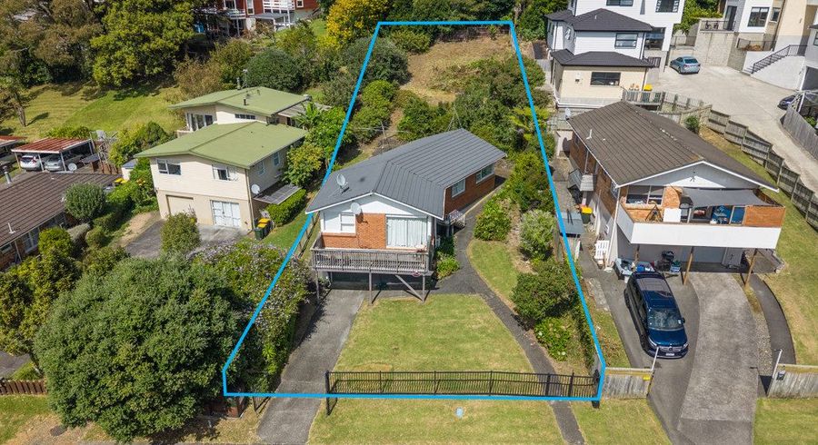  at 17 Sovereign Place, Glenfield, North Shore City, Auckland