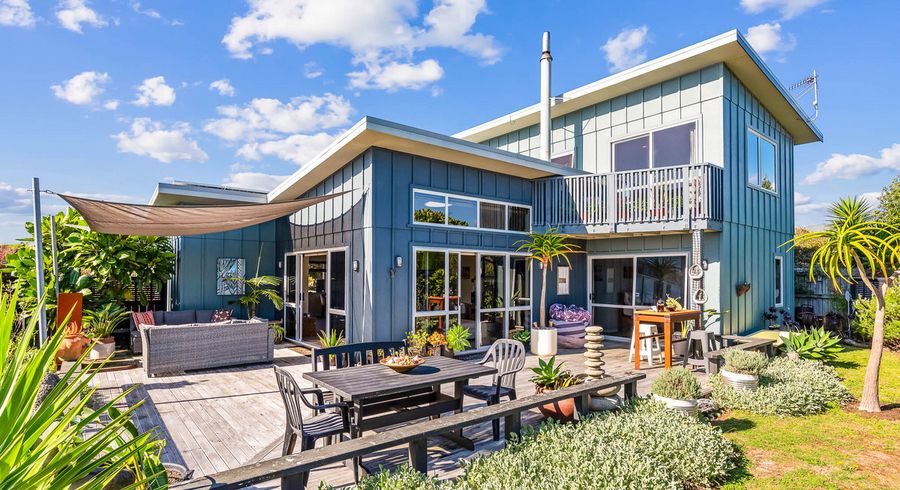  at 30 Pharazyn Avenue, Waikanae Beach, Waikanae