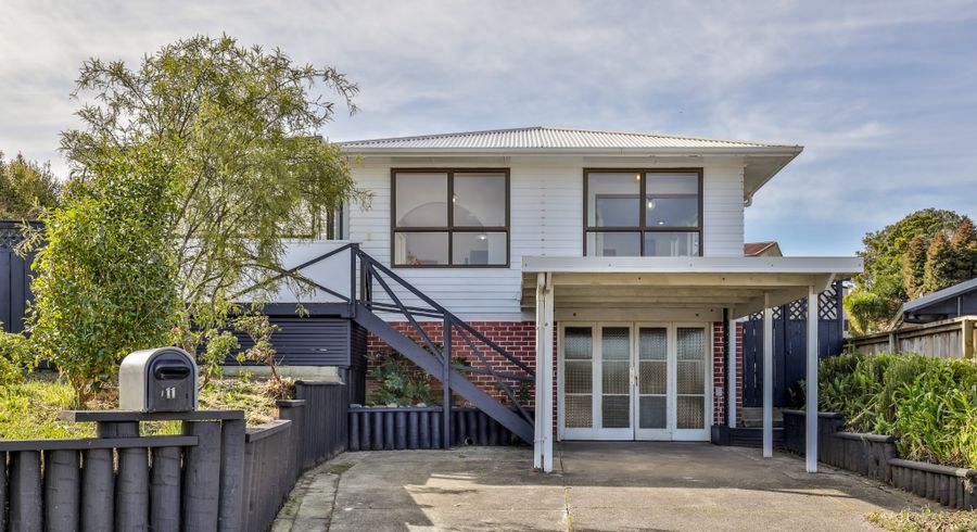  at 11 Tara Road, Henderson, Waitakere City, Auckland