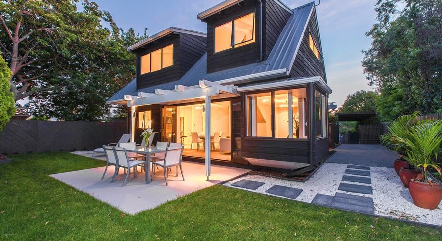  at 17A Essex Road, Mount Eden, Auckland City, Auckland