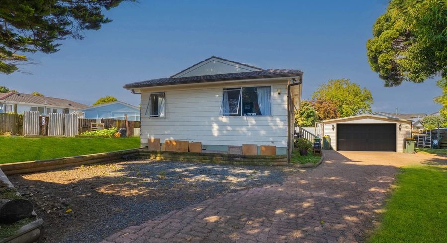  at 20 Becker Drive, Weymouth, Manukau City, Auckland