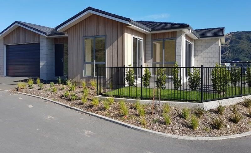  at 14 Omaka Place, Aotea, Porirua, Wellington