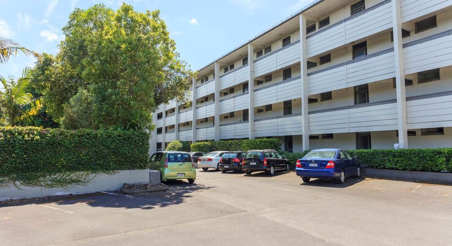  at 17/18 Edenvale Crescent, Mount Eden, Auckland