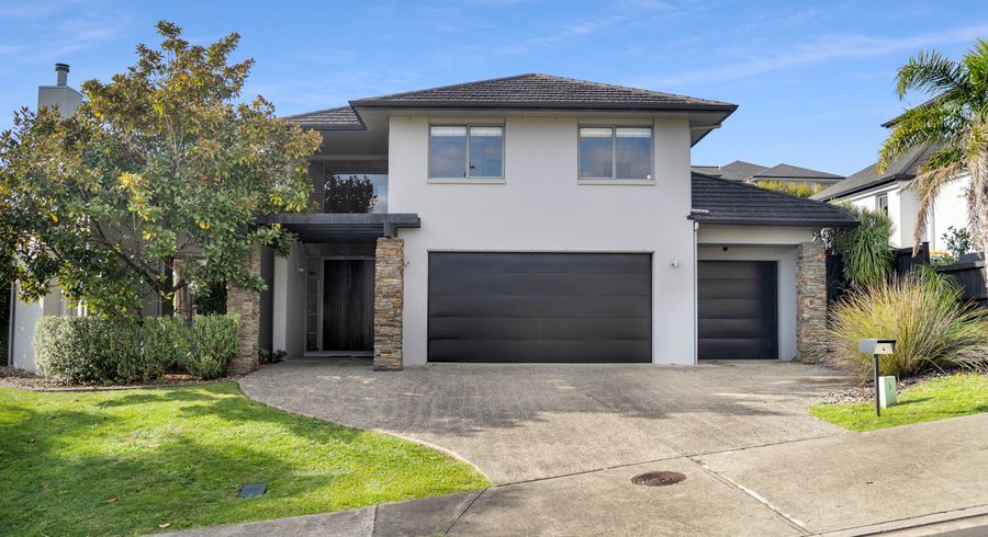  at 4 Verley Rise, East Tamaki Heights, Auckland