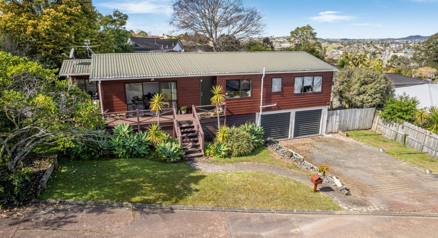  at 5 San Bernadino Drive, Henderson, Waitakere City, Auckland