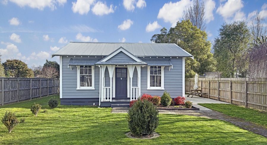  at 6 Christian Street, Dannevirke, Dannevirke