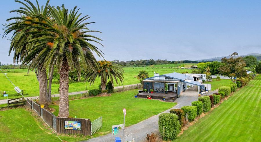  at 1335 East Coast Road, Kaiaua, Franklin, Auckland