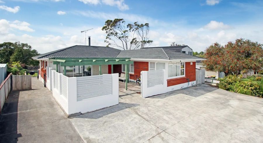  at 24 Pooley Street, Pakuranga Heights, Manukau City, Auckland