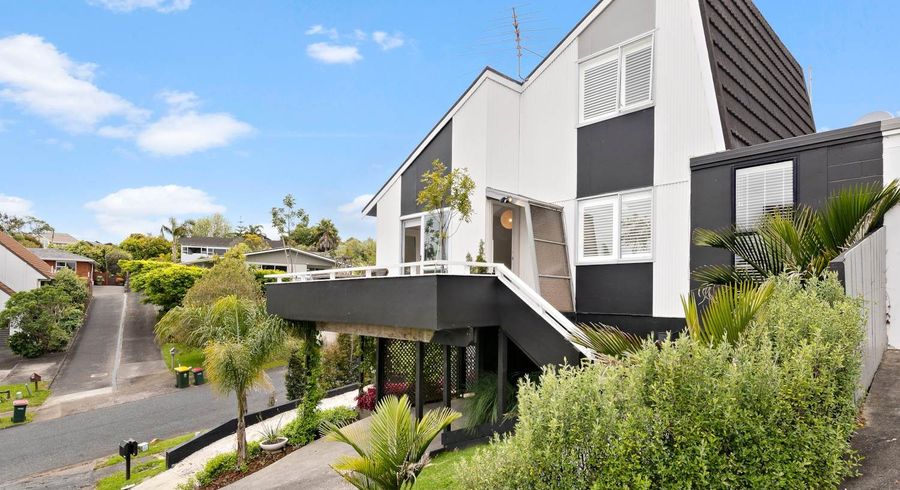  at 1/10 Pickwick Parade, Bucklands Beach, Manukau City, Auckland