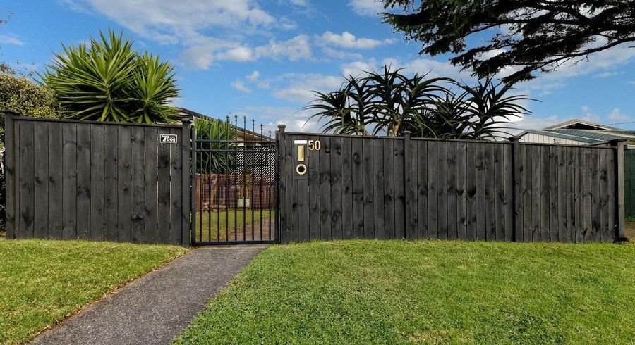  at 50 Chorley Avenue, Massey, Waitakere City, Auckland
