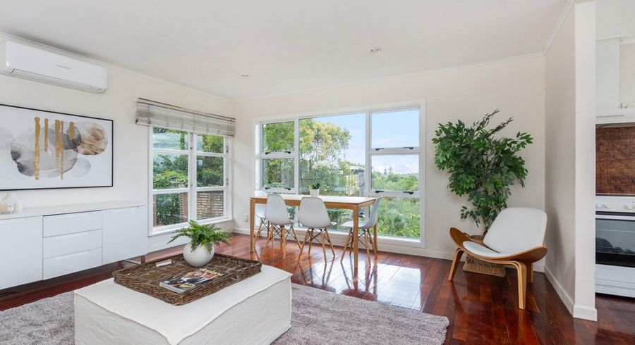  at 2/335 St Johns Road, Meadowbank, Auckland