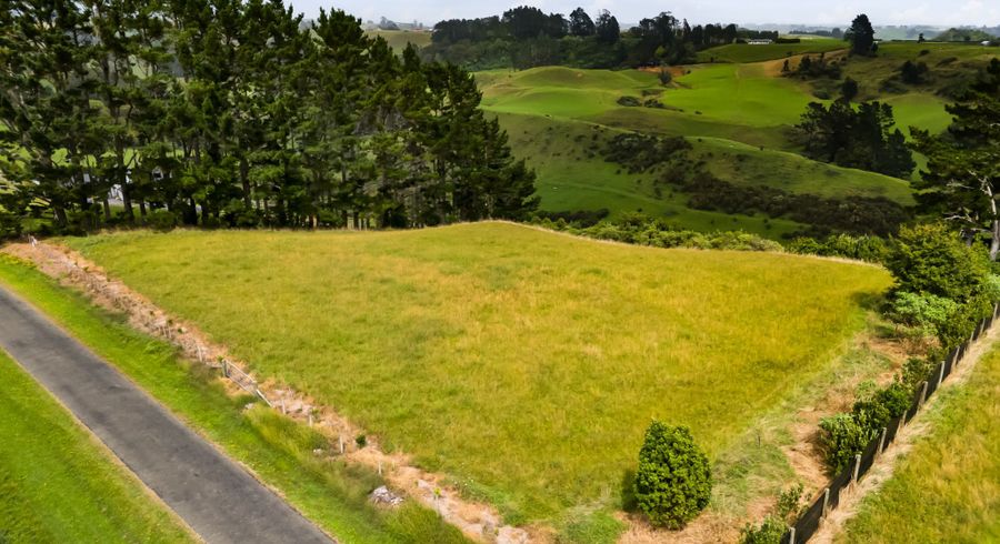  at 0n Kelly Road, Lepperton, New Plymouth, Taranaki