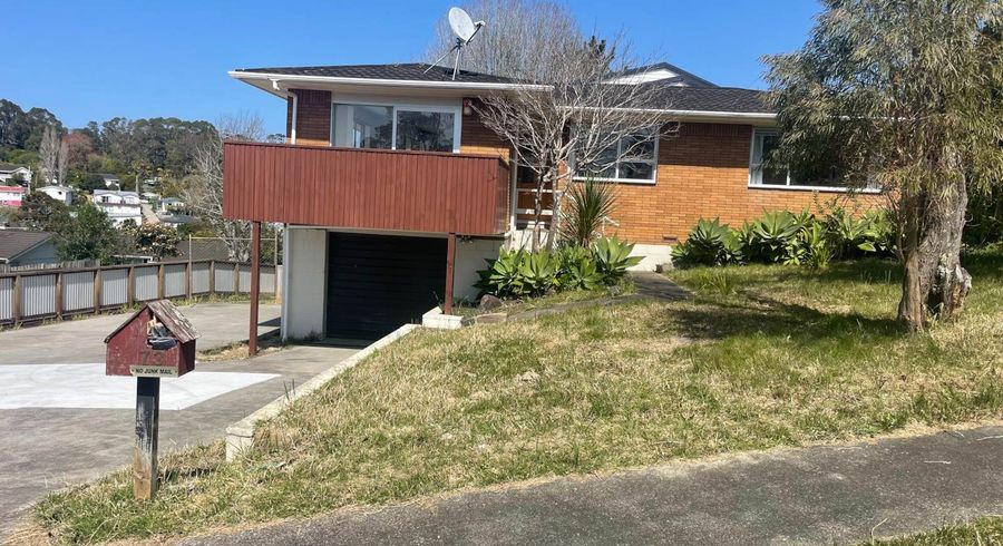  at 73 Weatherly Road, Torbay, North Shore City, Auckland