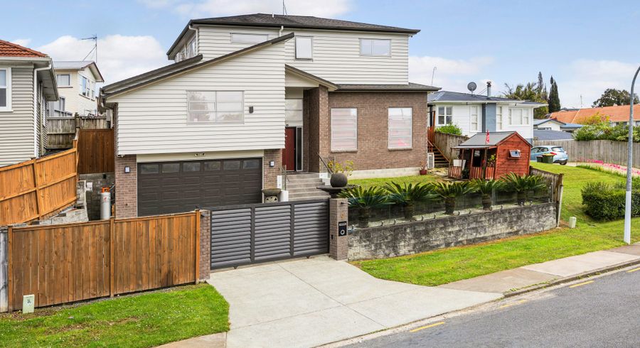  at 9 Wood Avenue, Howick, Manukau City, Auckland