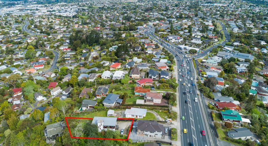  at 627A Glenfield Road, Totara Vale, Auckland