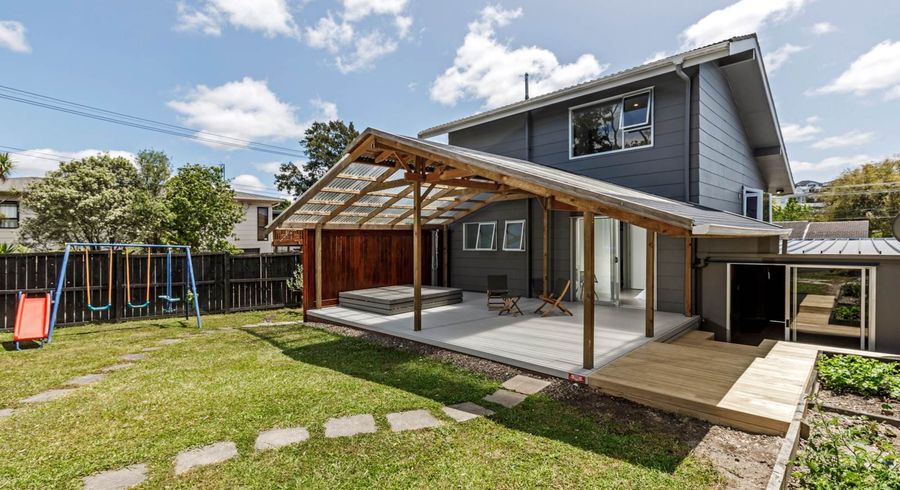  at 2/0 Glenvar Road, Torbay, Auckland