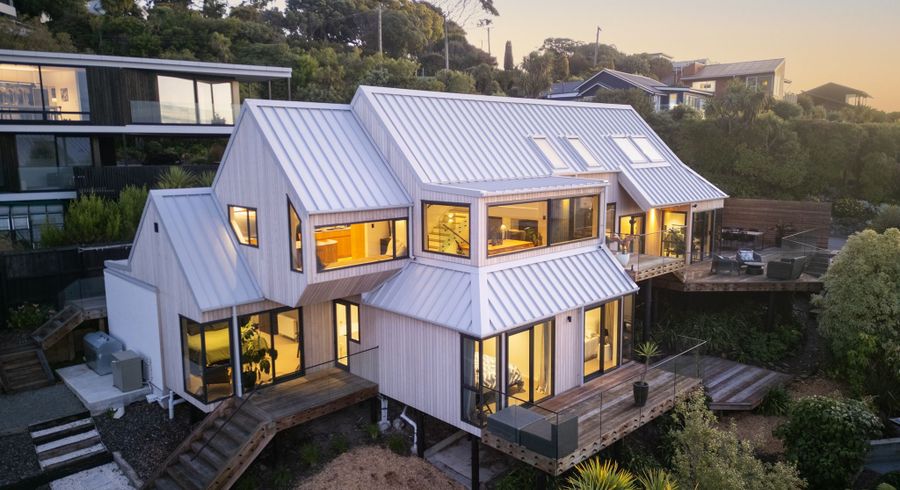  at 16 Panorama Road, Sumner, Christchurch City, Canterbury