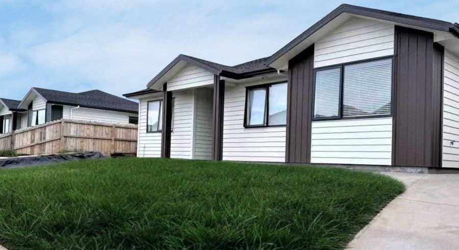  at 12 William Calvert Drive, Swanson, Waitakere City, Auckland