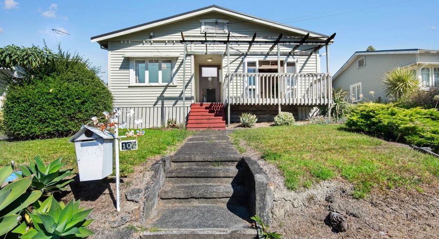  at 107 Glendale Road, Glen Eden, Auckland