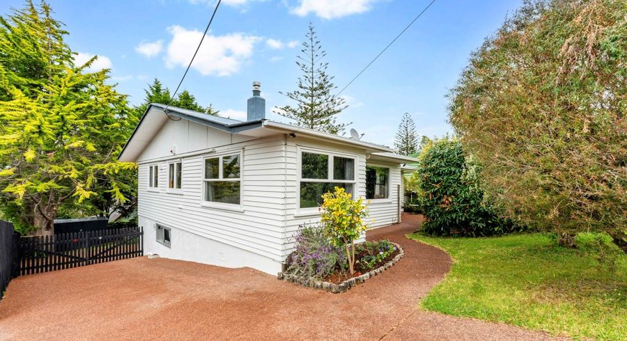  at 56 Taupo Street, Green Bay, Waitakere City, Auckland