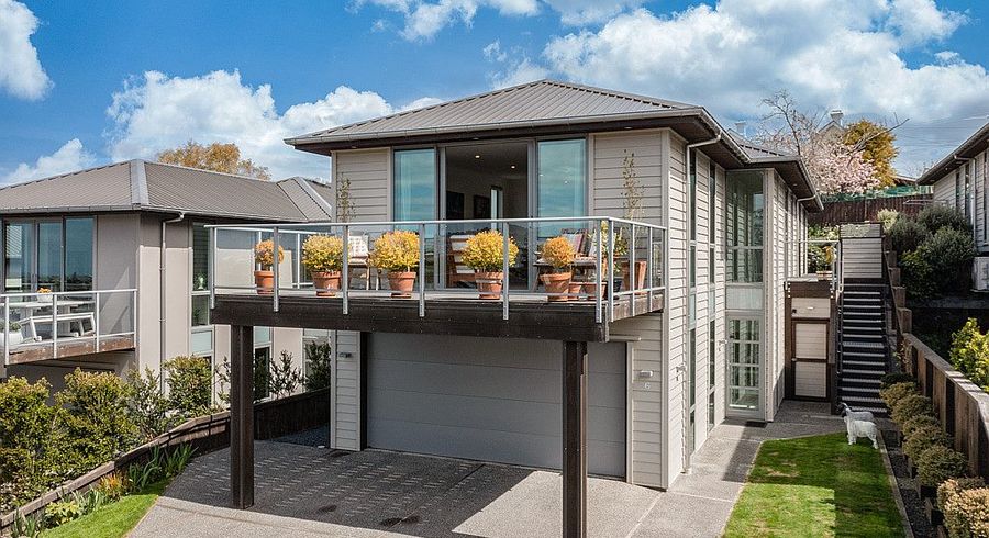  at 6 Montecillo Lane, Mornington, Dunedin