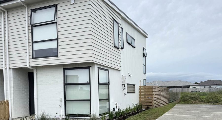  at 5 Pupahi Court, Takanini, Papakura, Auckland