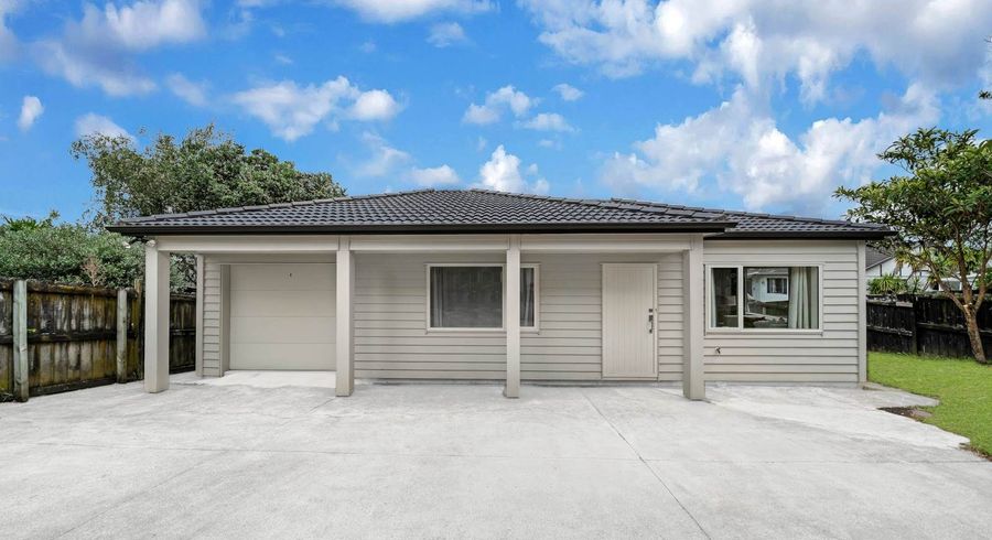 at 13A Gosford Drive, Botany Downs, Manukau City, Auckland