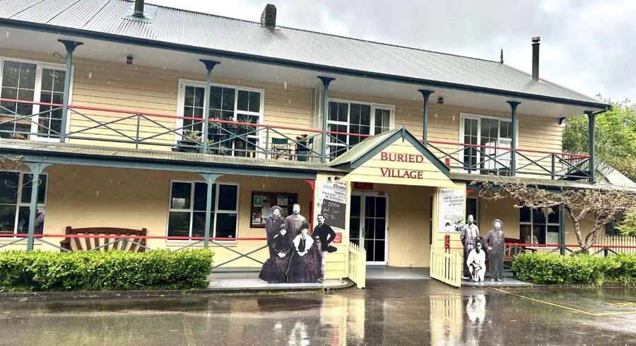  at 1180 Tarawera Road, Rotorua, Rotorua, Bay Of Plenty