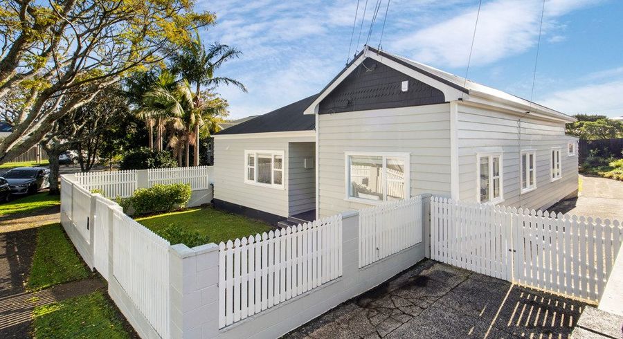  at 33 Kenneth Avenue, Sandringham, Auckland City, Auckland