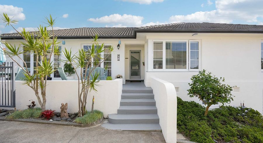 at 2/233b Hillsborough Road, Mount Roskill, Auckland City, Auckland
