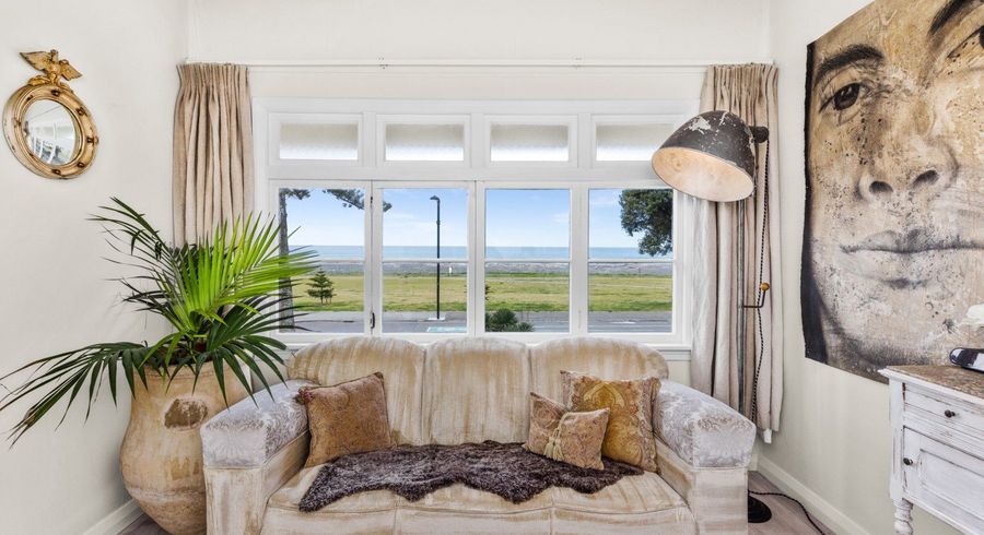  at 541E Marine Parade, Napier South, Napier