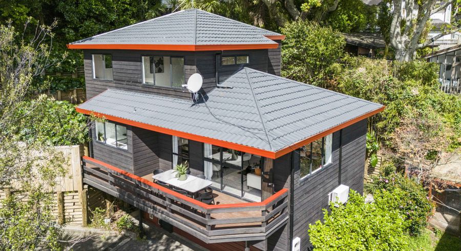  at 2/82 Bassett Road, Remuera, Auckland