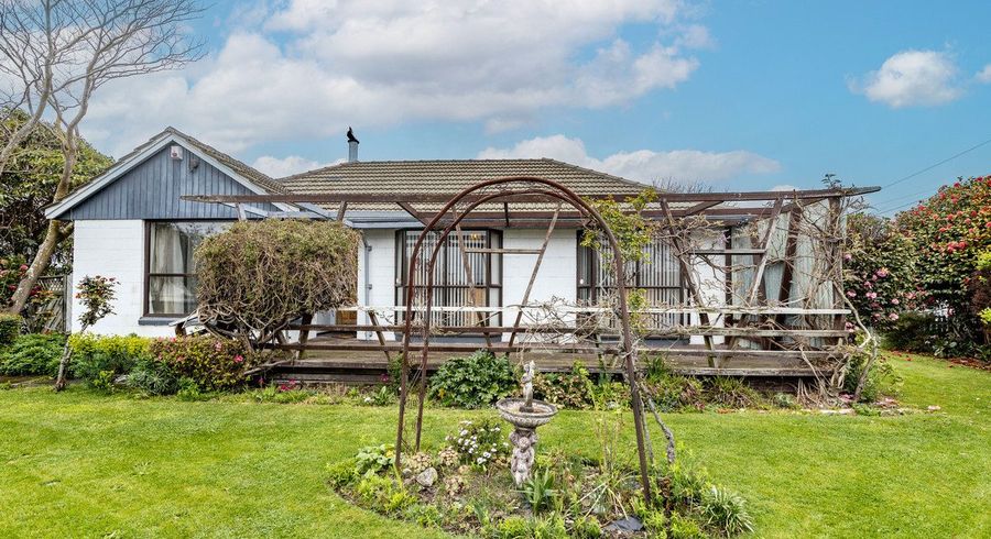  at 33 Wycola Avenue, Hei Hei, Christchurch