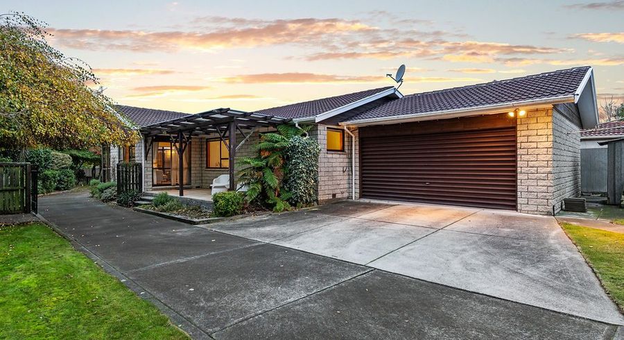  at 17 Wyatt Place, Russley, Christchurch City, Canterbury