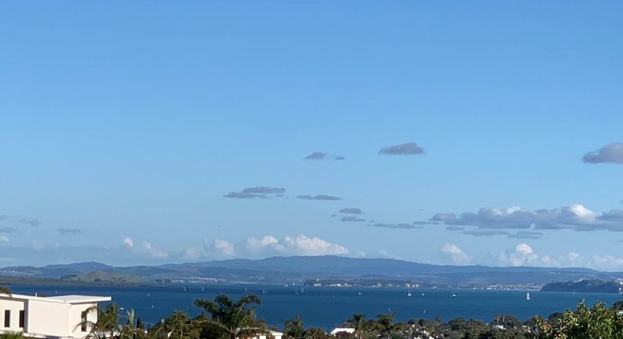  at 1/44 Parr Terrace, Castor Bay, Auckland
